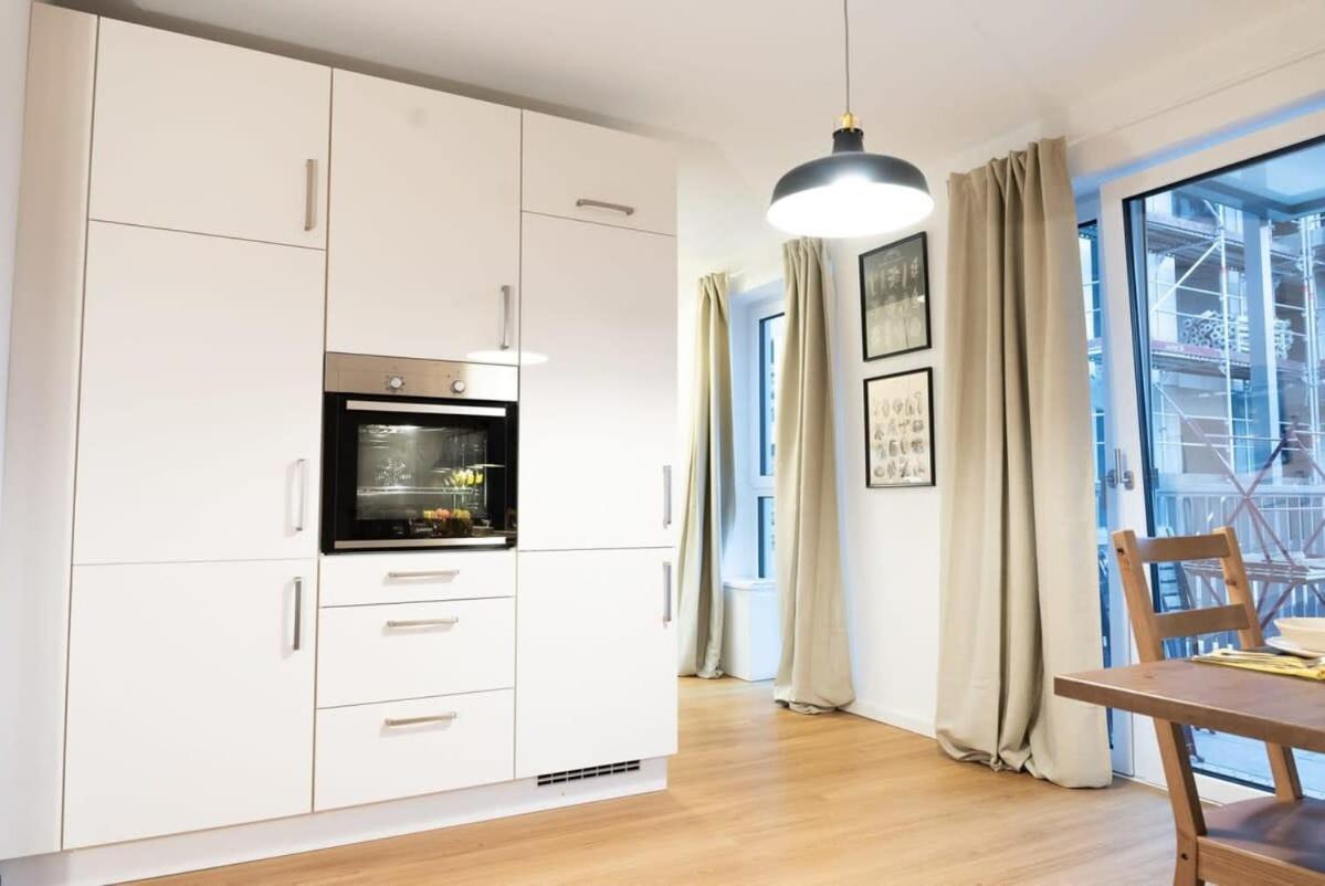 Four Bedroom In Urban Location Hamburg Exterior photo